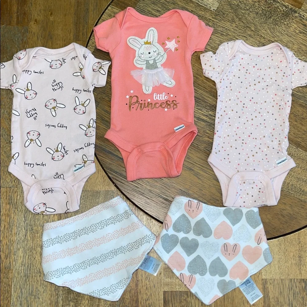 Gerber Chick Pea Baby Girl Bodysuit and Bib Set Pink Peach Bunny Newborn 5pc